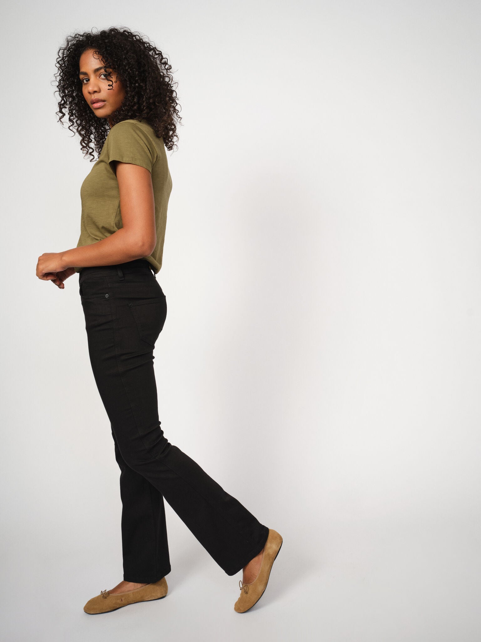 Modelshot / Black / Detail